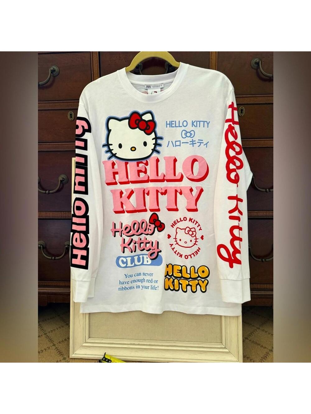 Zara and Hello Kitty white long sleeve Tshirt NWOT M **RARE